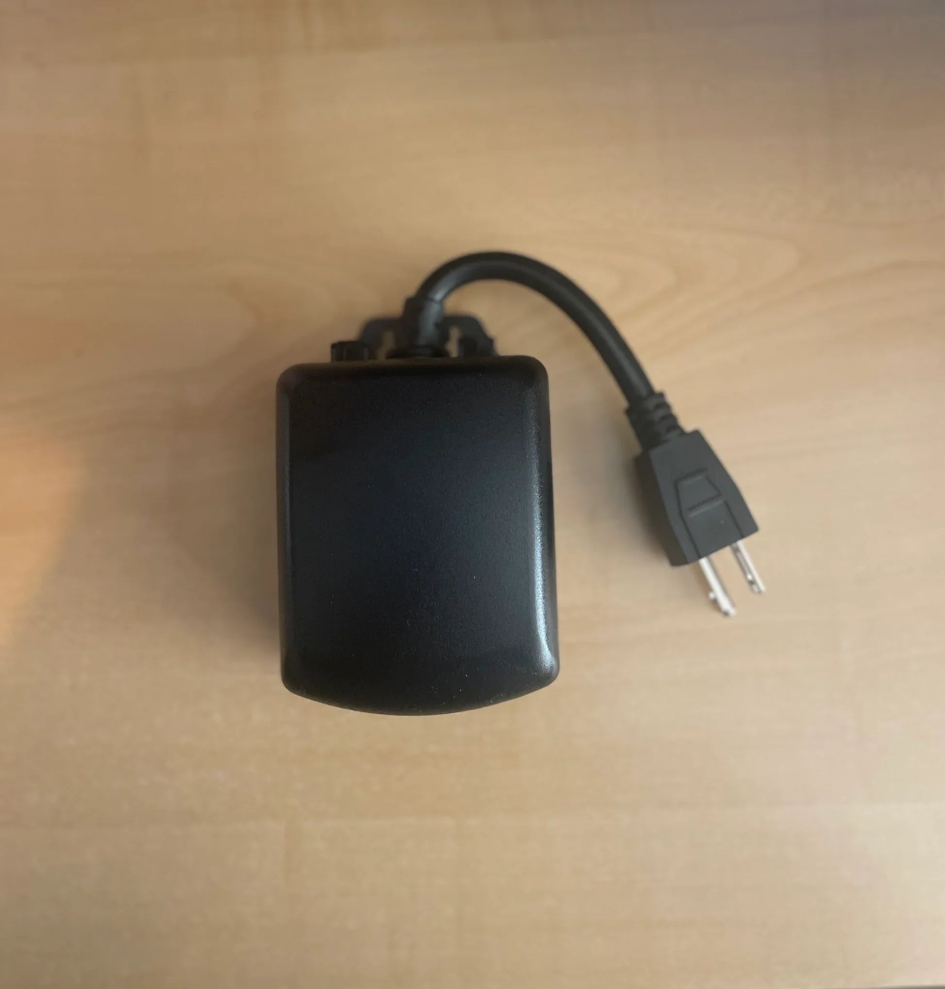 2 outlet weekly digital timer controls and housing